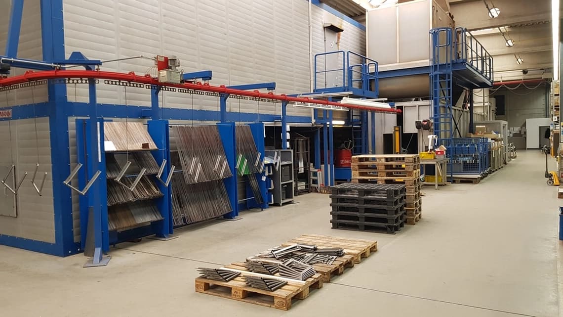 Schweißer / Dichteprüfer (m/w/d) im Tankbau (2-Schicht) bei August Schmid GmbH & Co.KG
