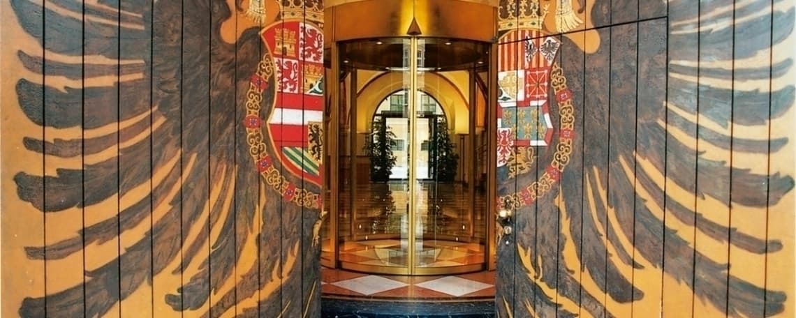 Mitarbeiter Compliance (WpHG) und Geldwäscheprävention/Zentrale Stelle (m/w/d) bei Fürst Fugger Privatbank Aktiengesellschaft