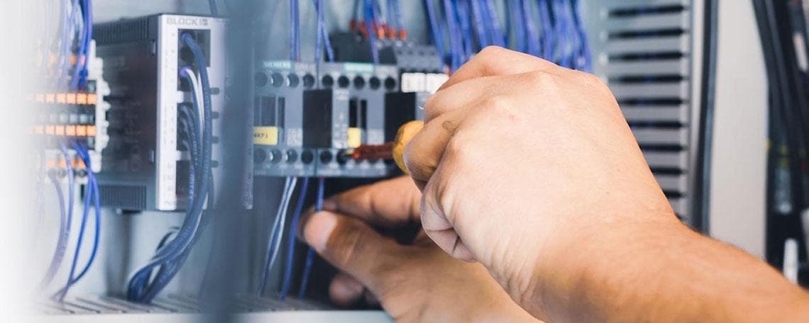 Mitarbeiter (m/w/d) Instandhaltung – Schwerpunkt Elektrotechnik / Mechatronik bei Arnold AG