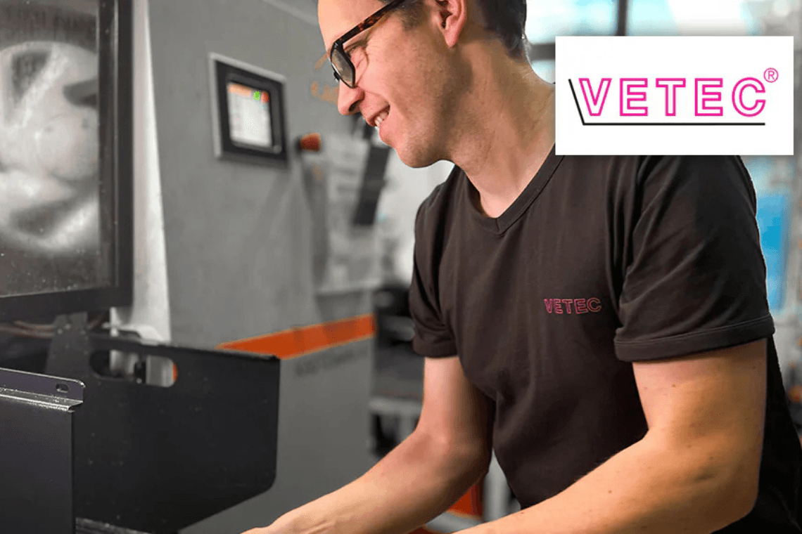 Allrounder Materialfluss & Versand (m/w/d) – Vollzeit, unbefristet, Tagschicht bei VETEC Zerspanungs- und Feinwerktechnik GmbH