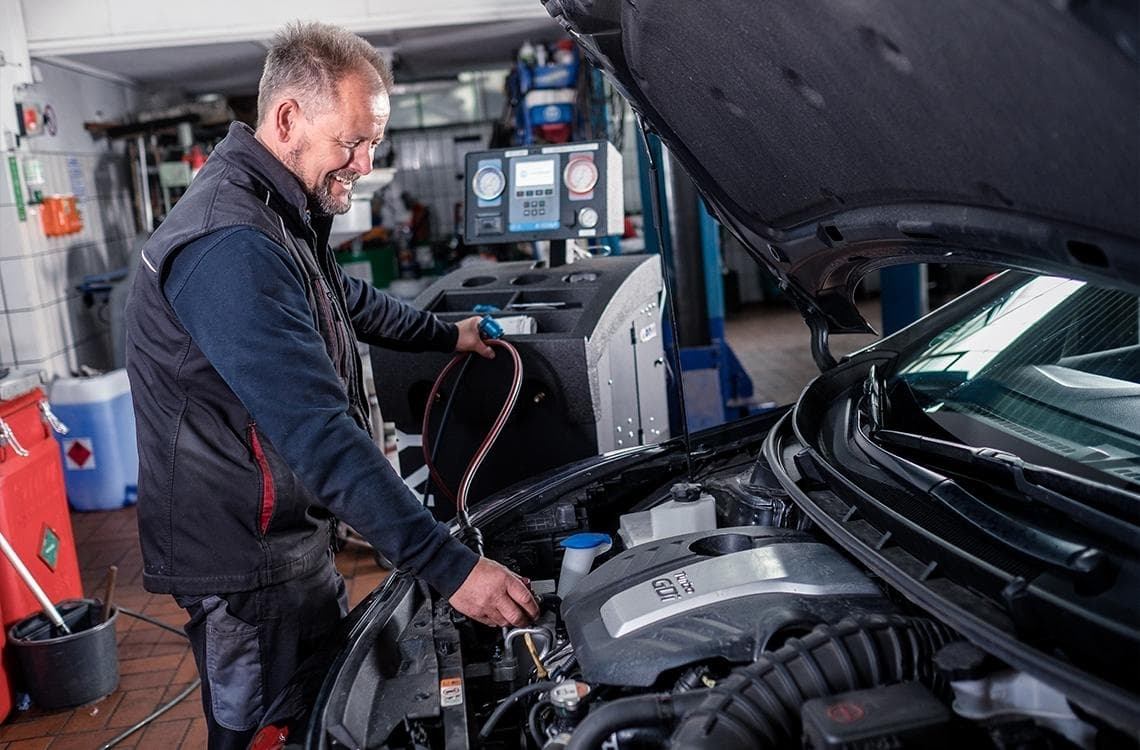 KFZ Mechatroniker (m/w/d) - Wartung, Diagnose & E-Mobilität - Hyundai bei Autohaus Rehder GmbH & Co. KG