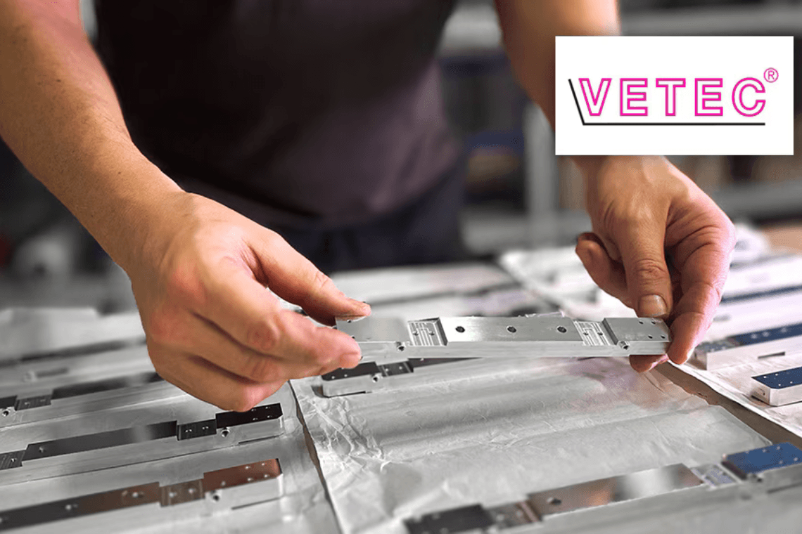 Allrounder Materialfluss & Versand (m/w/d) – Vollzeit, unbefristet, Tagschicht bei VETEC Zerspanungs- und Feinwerktechnik GmbH