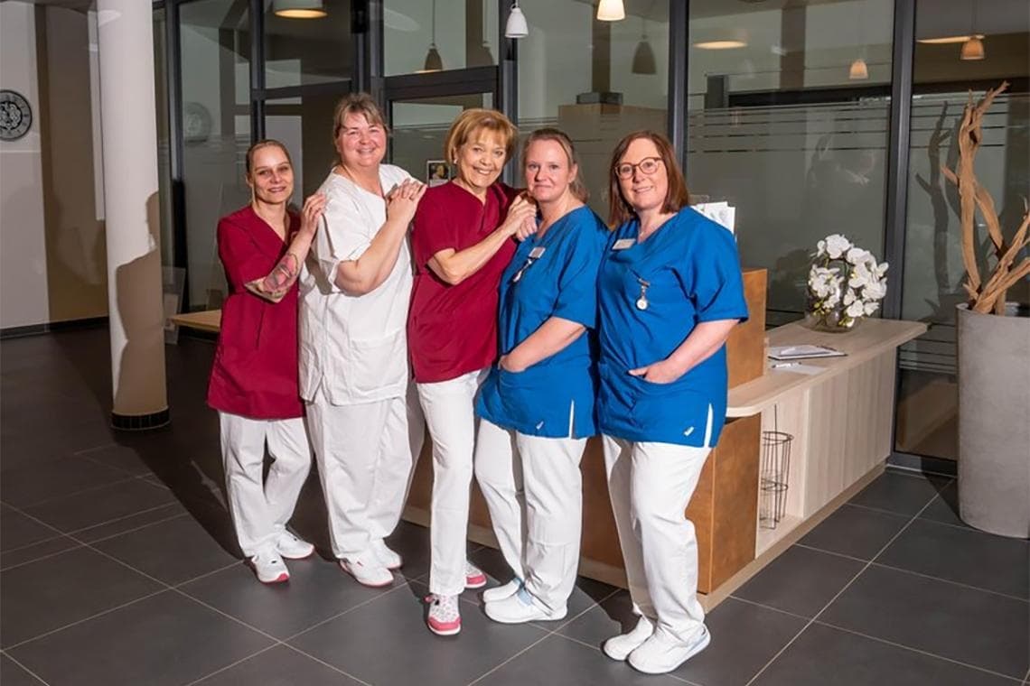 Pflegefachkraft (m/w/d) Seniorenresidenz Am Schloss bei VitaCare Seniorenresidenzen Gesellschaft für den Betrieb von Pflegeeinrichtungen mbH