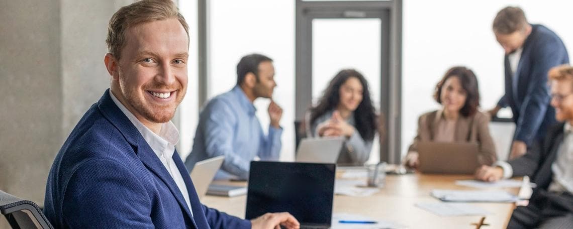 Sales Manager (m/w/d) bei FLH GmbH