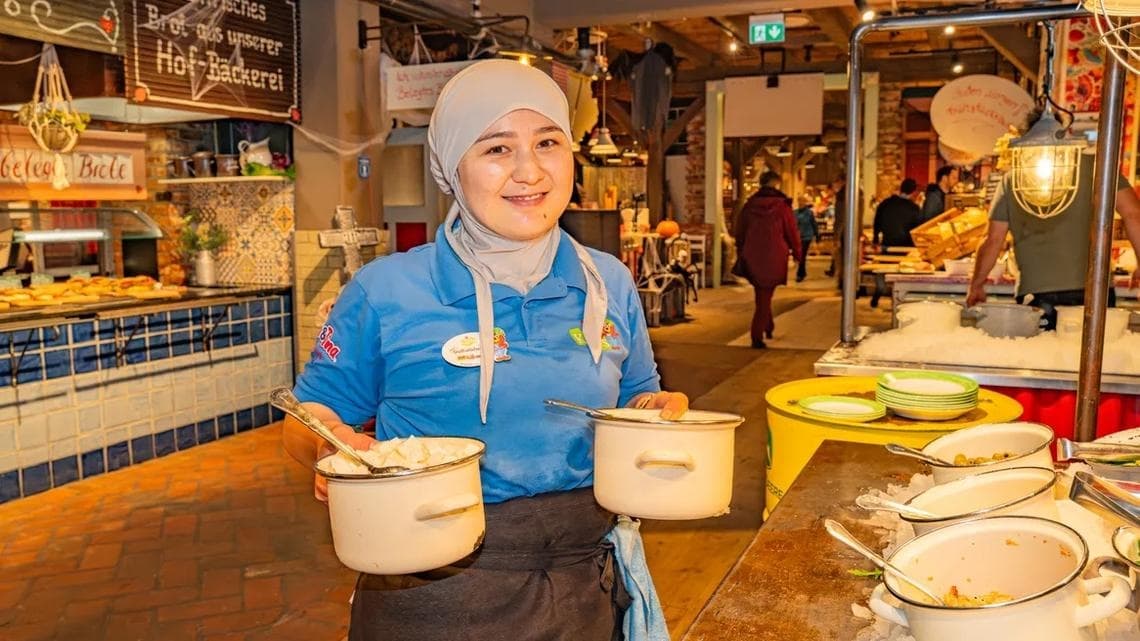Gastronomie-Mitarbeiter (m/w/d) - Erlebnispark / Freizeitwelt bei Karls Markt OHG