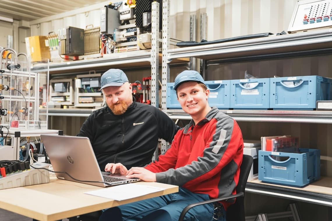 Elektroniker für Betriebstechnik (m/w/d) bei ROCKWOOL Operations GmbH & Co. KG