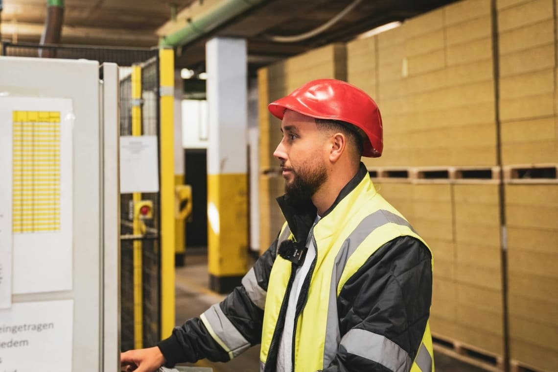 Maschinen- und Anlagenführer (m/w/d) bei ROCKWOOL Operations GmbH & Co. KG