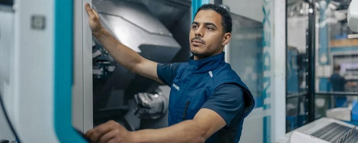 Fachlagerist (m/w/d) Warenein- und ausgang bei Lindauer DORNIER GmbH