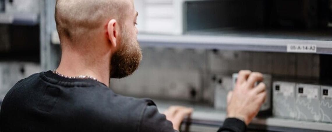 Mitarbeiter (m/w/d) Lagerlogistik für Teile und Zubehör bei Hedin Automotive Retail GmbH