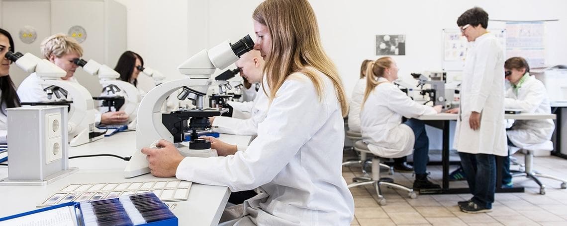 Lehrkraft / Fachlehrkraft für Medizinische Technologen für Laboratoriumsanalytik (w/m/d) bei Medizinisch Technische Akademie Esslingen