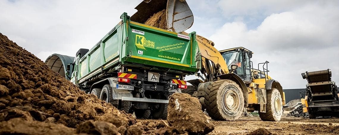 Tiefbaufacharbeiter / Kanalbaufacharbeiter / Straßenbaufacharbeiter (m/w/d) bei Erdbau KUHN GmbH & Co. KG