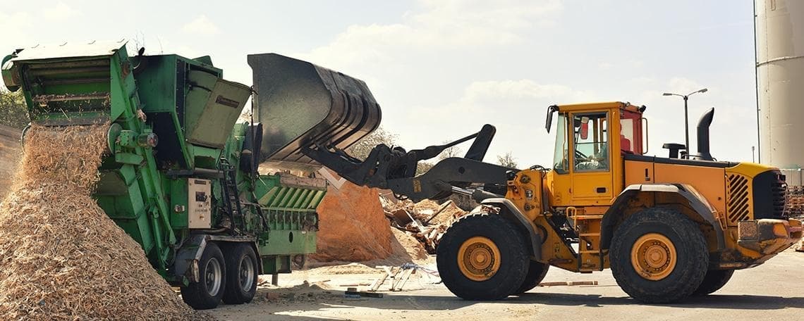 Maschinenführer / Radladerfahrer (m/w/d) für Schredder und Siebmaschine bei IN AUDITO Media GmbH