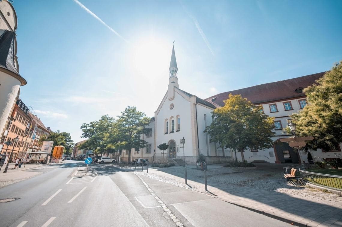 Leiter (m/w/d) für das Sachgebiet Wirtschaftsförderung, Tourismus, ÖPNV, BNE, Klimaschutz bei Landratsamt Kitzingen