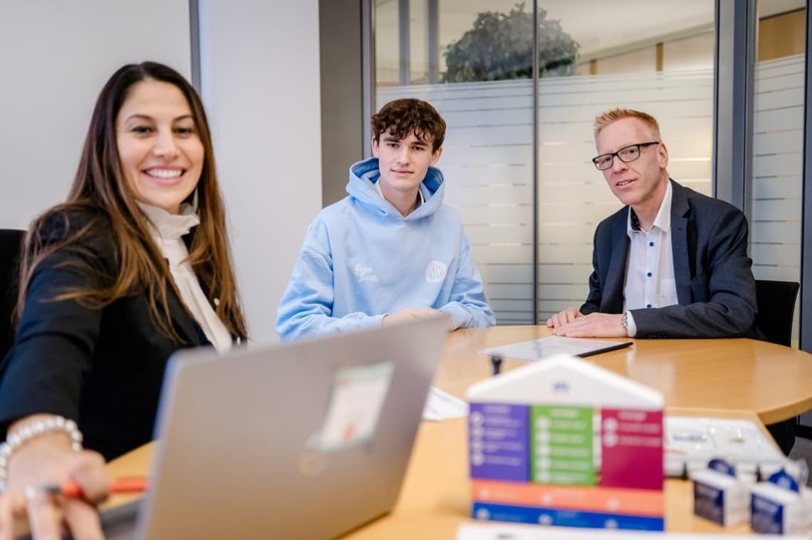 Privatkundenberater:in - Schwerpunkt Wertpapiergeschäft (m/w/d) bei VR Bank München Land eG