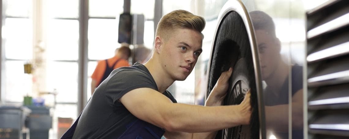 Kfz-Mechatroniker:in bei Stadtwerke Lübeck Gruppe