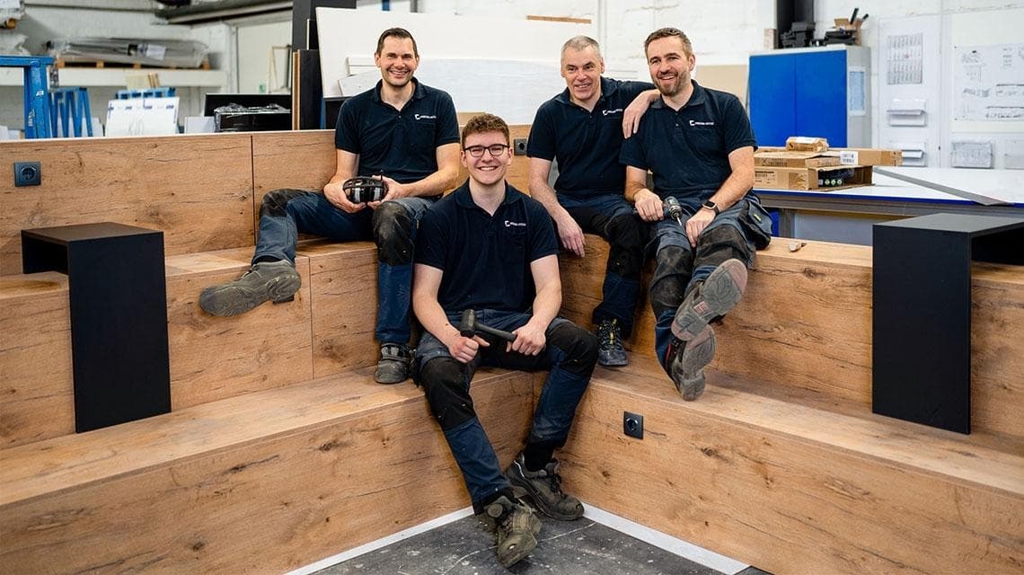 Möbeltischler Messebau – Möbel- & Innenausbau, Messestände (m/w/d) bei PREUSS MESSE Baugesellschaft mbH