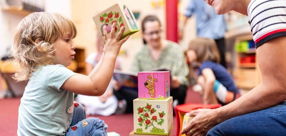 Pädagogische Fachkraft für Kindertagesstätte (m/w/d) – Hochschul-Kita Düsseldorf/Mönchengladbach bei Studierendenwerk Düsseldorf AöR