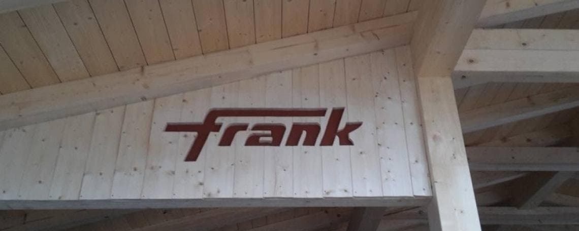 Spengler, Zimmerer oder Dachdecker (m/w/d) bei J. + J. Frank GbR Dachdeckerei, Spenglerei, Schlosserei, Zimmerei