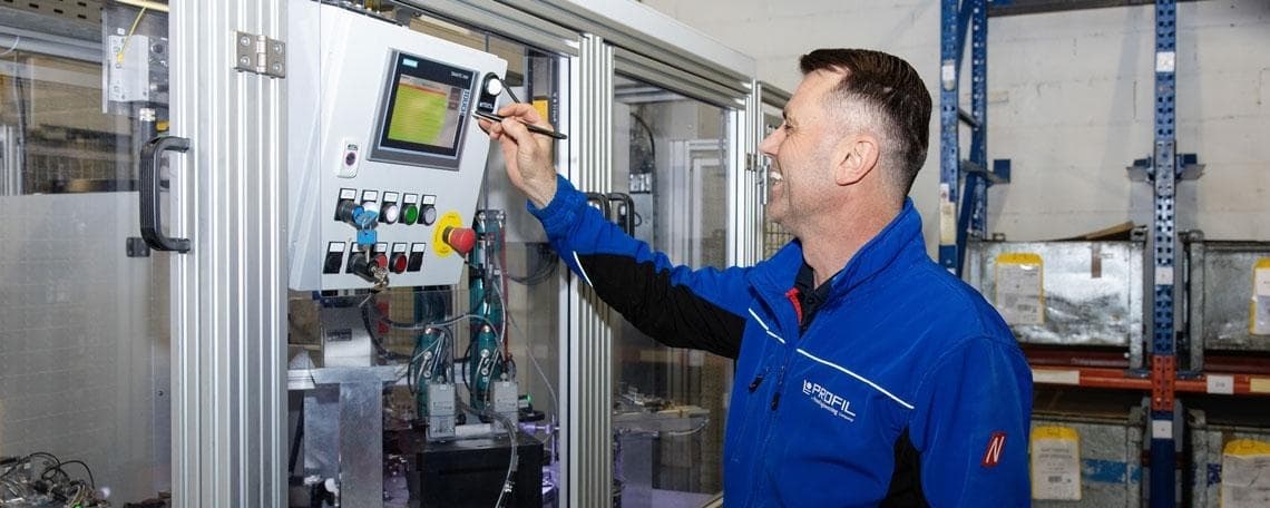Maschinen- und Anlagenführer (m/w/d) bei PROFIL Verbindungstechnik GmbH & Co.KG