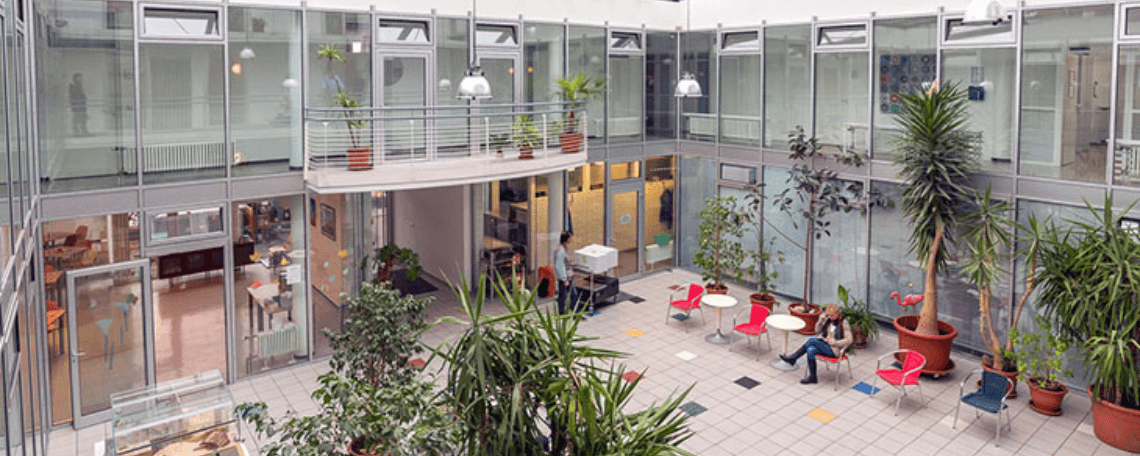 Kreativer Handwerker (m/w/d) mit pädagogischem Interesse bei Haus im Niederfeld