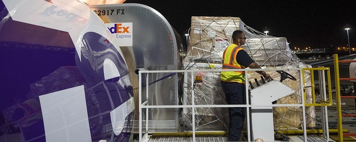 Warehouse Mitarbeiter / Lagermitarbeiter (m/w/d) bei FedEx Express Deutschland GmbH