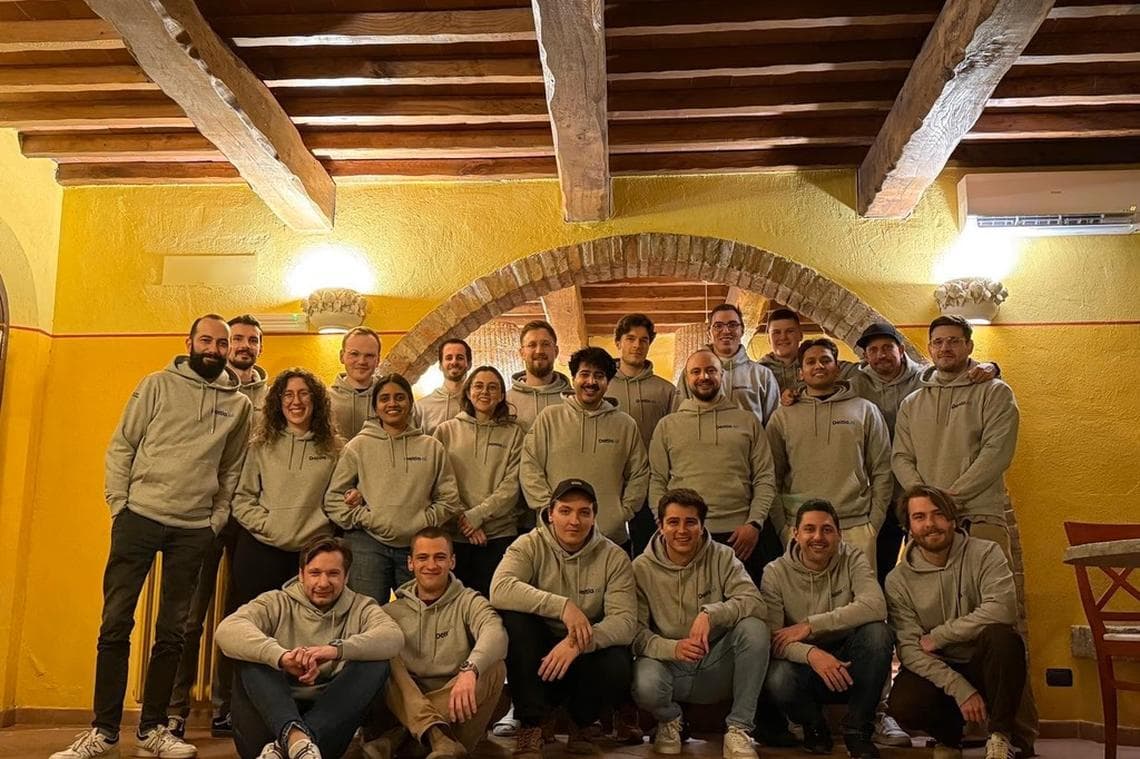 Field Installations Engineer (AI Startup) (m/w/d) bei Deltia GmbH